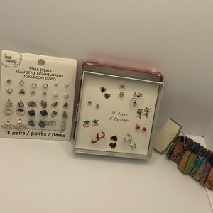 bundle of earrings & bracelet
